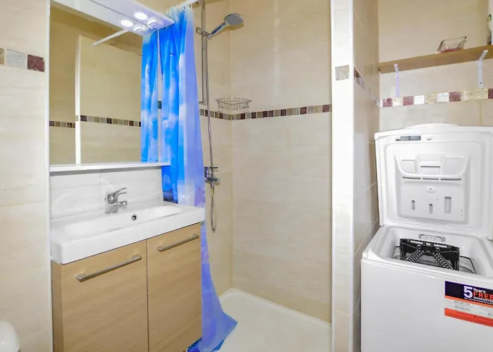 公寓 1 Bedroom Amazing In